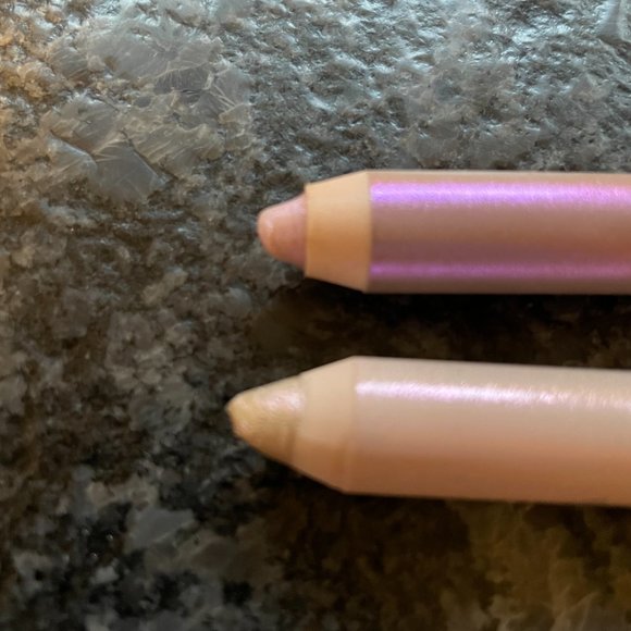 TWO Girltactik 3 in 1 Lip Sparkle Balm - Picture 7 of 7